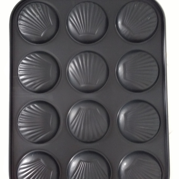 Great gift set for a new baker - Picture 4 of 9